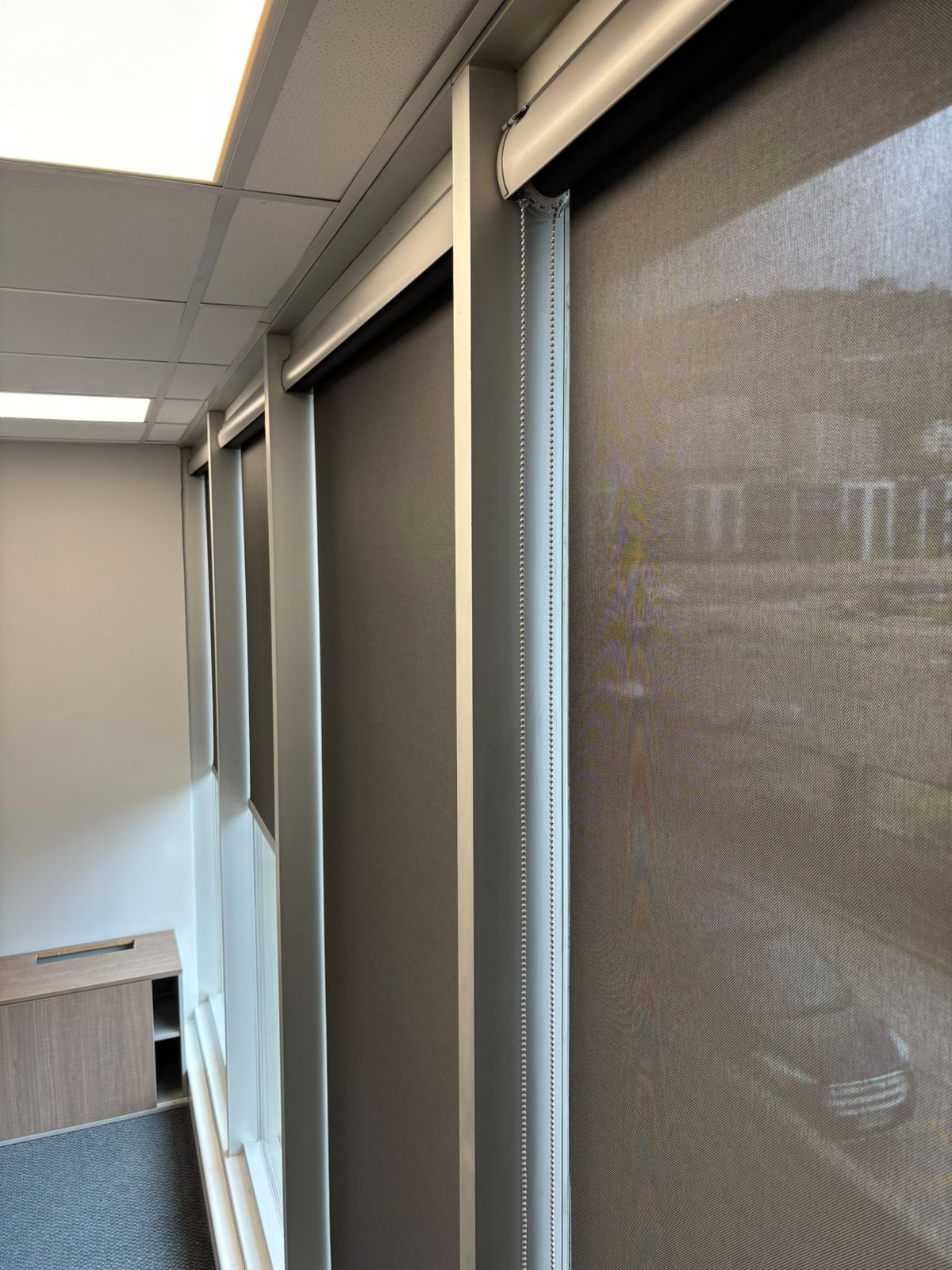 Roller de interior oficina en Chile