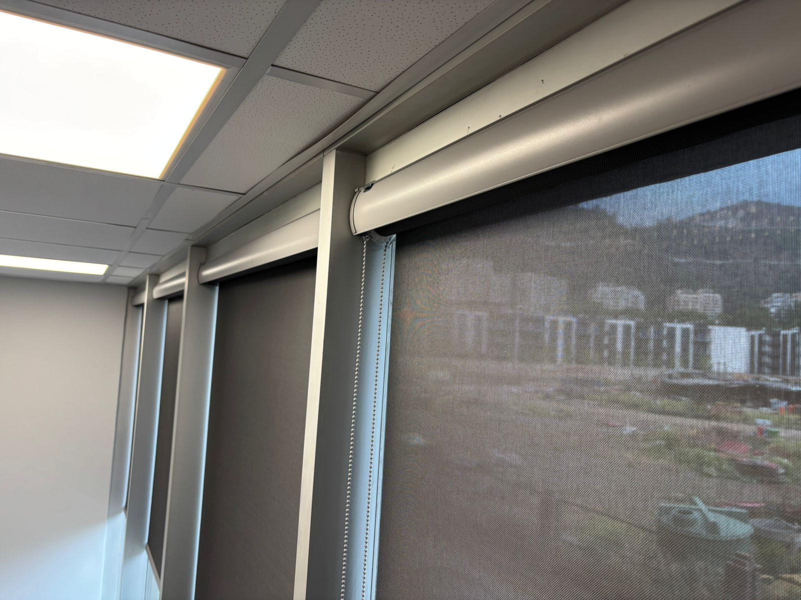 Roller de interior oficina sala